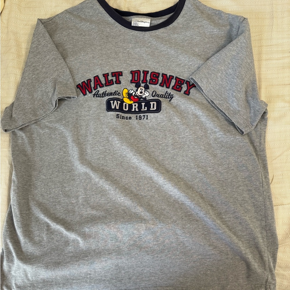 Walt Disney World Tshirt XL